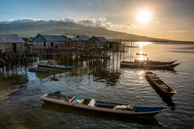 Indonesia, flores, wuring fishing village